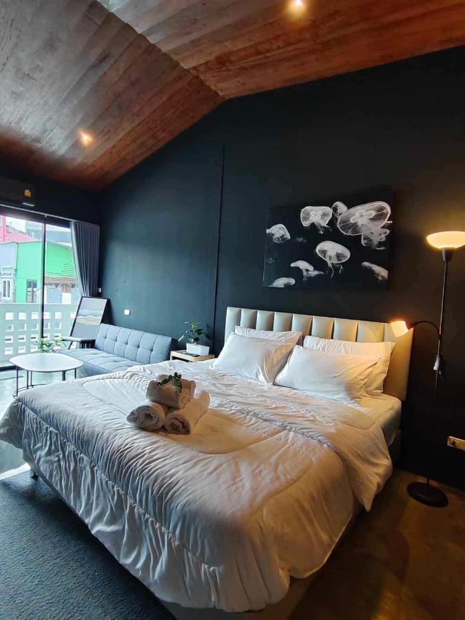 Mr Black & Ms White -Self Check In Accommodation Bangkok Kültér fotó