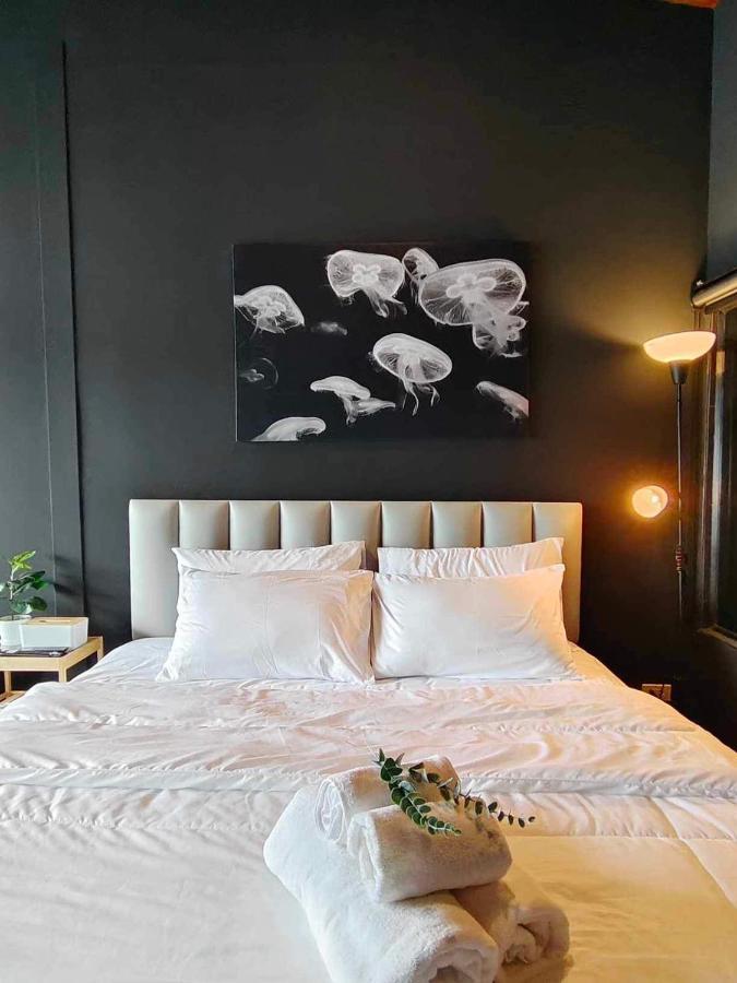 Mr Black & Ms White -Self Check In Accommodation Bangkok Kültér fotó