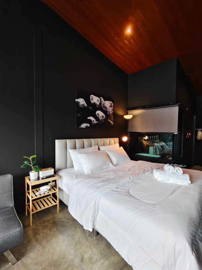 Mr Black & Ms White -Self Check In Accommodation Bangkok Kültér fotó